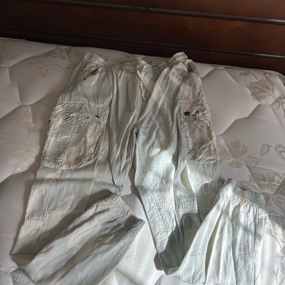 Vintage Havana Light Green Cargo Pants